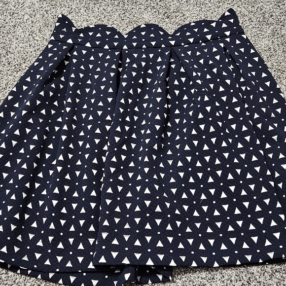 Skater Skirt with Scallop Waistline - Picture 2 of 10